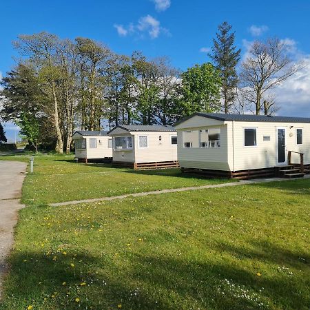 Blackmoor Farm - Caravan 6 Apartment Ludchurch Exterior photo